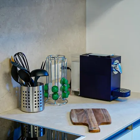Elite Apartment *